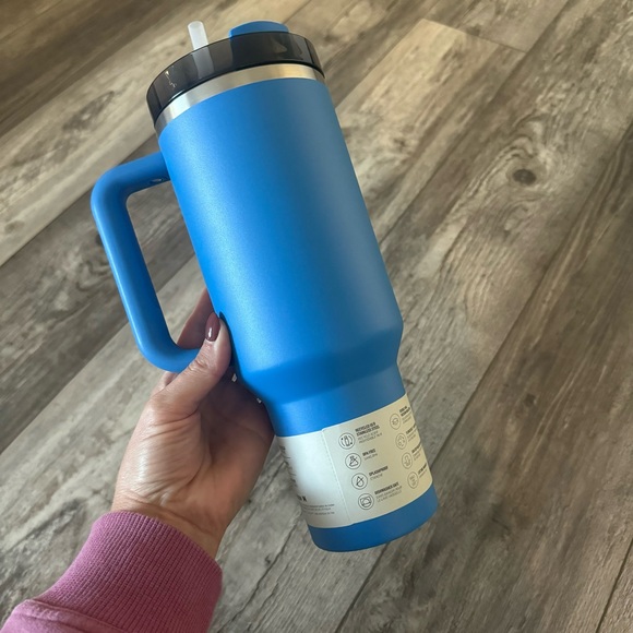 Stanley 40 oz Quencher H2.0 Tumbler Azure Blue - Picture 2 of 9